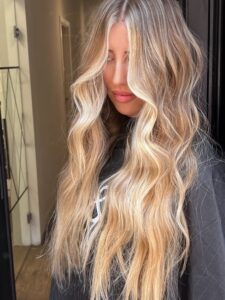 Mechas rubias Oviedo en Fermín Peluqueros